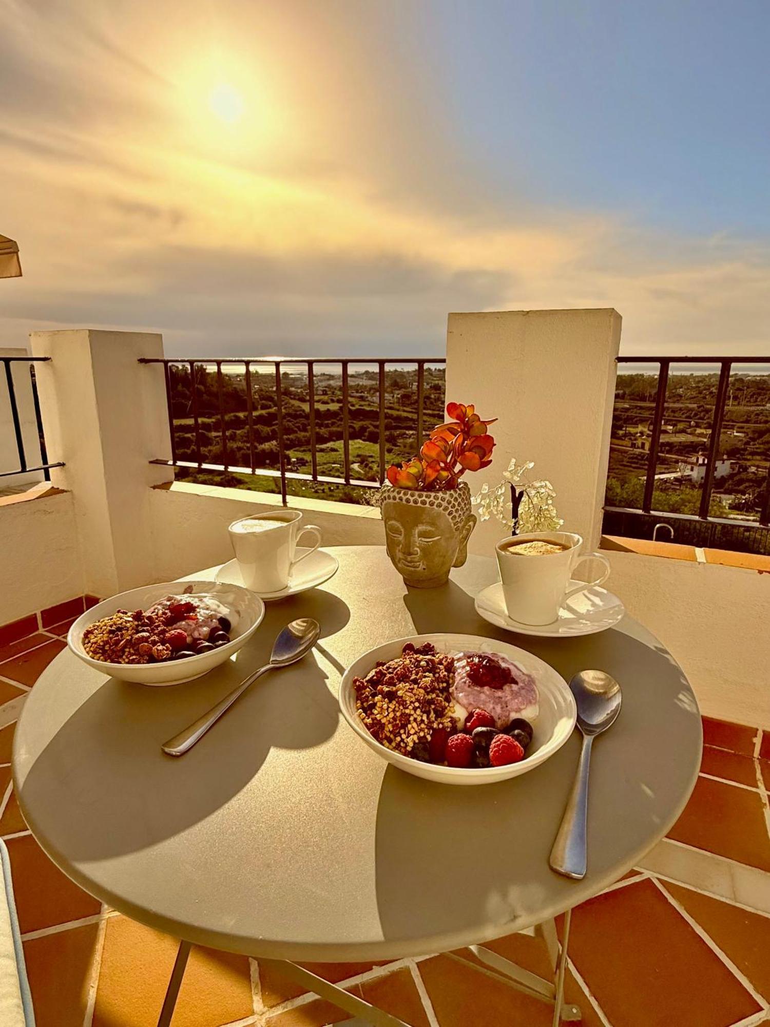 Hotel Calm Escape San Pedro de Alcántara Esterno foto
